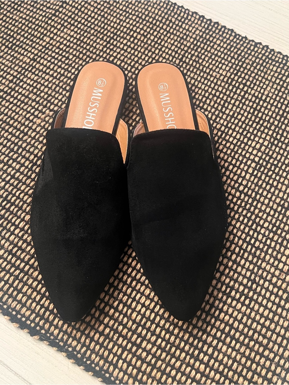 MUSSHOE Black Pointed Suede Backless Mules
